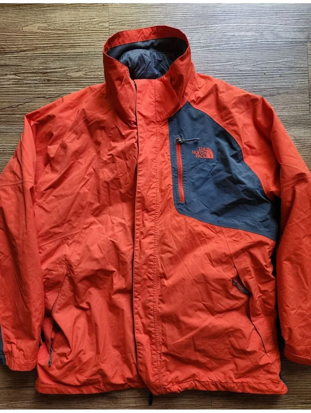 Size XXL - The North Face HyVent Men's 3-in-1 Jacket with Removable Liner